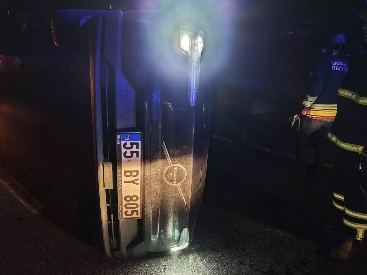 Samsun\'da Takla Atan Araçta İki Yaralı