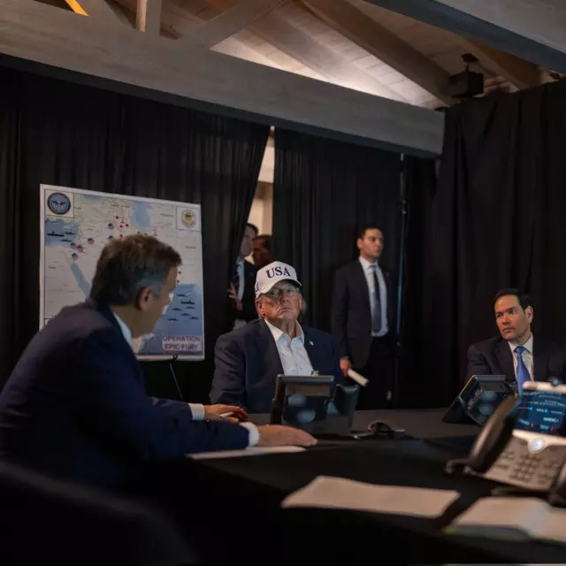 Trump'ın arkasındaki haritada dikkat çeken Türkiye detayı