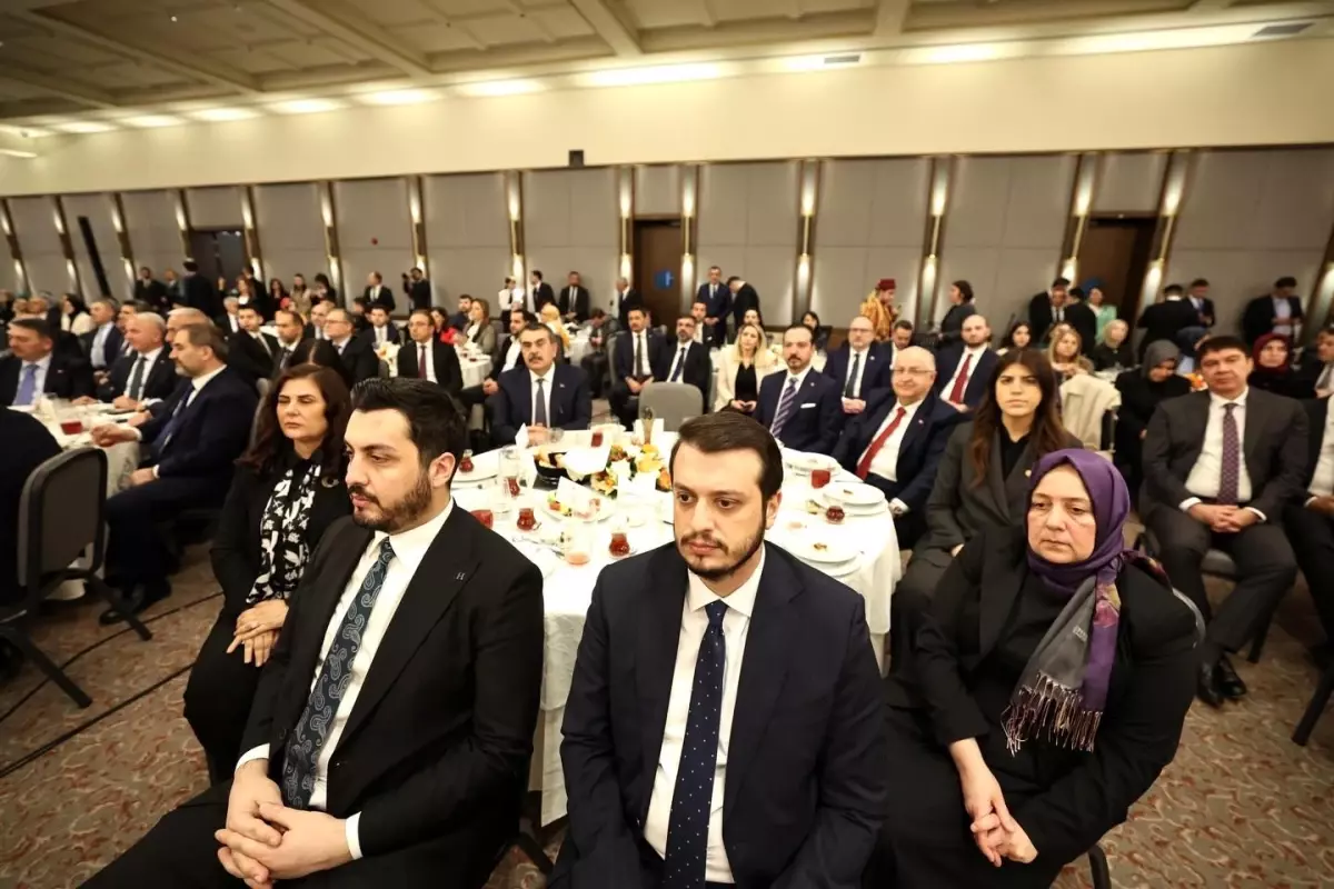 Cumhurbaşkanlığı iftarında Çerçioğlu\'ndan \'hizmet\' mesajı