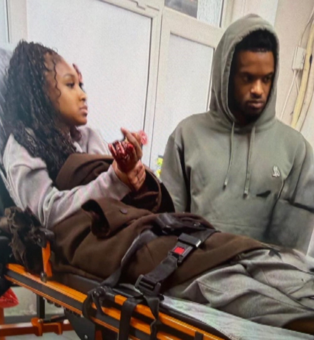 Fenerbahçeli Nelson Semedo'nun eşi, trafik kazası geçirerek hastaneye kaldırıldı Fenerbahçeli Nelson Semedo'nun eşi, trafik kazası geçirerek hastaneye kaldırıldı