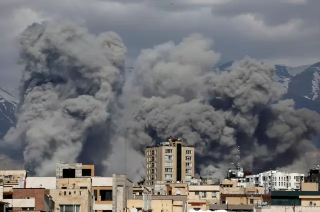 İran'a yönelik saldırılarda hayatını kaybedenlerin sayısı 555'e yükseldi