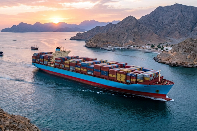 İran, Hürmüz Boğazı'nı kapattı: Geçmeye çalışan her gemiyi hedef alacağız