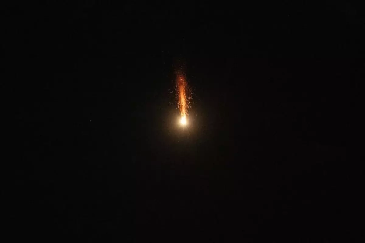 İsrail Lübnan\'a Hava Saldırısı Düzenledi