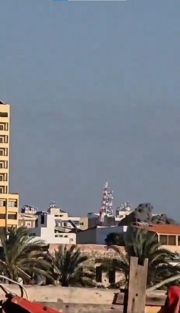 İsrail, Lübnan'ın başkenti Beyrut'a şiddetli hava saldırıları düzenledi