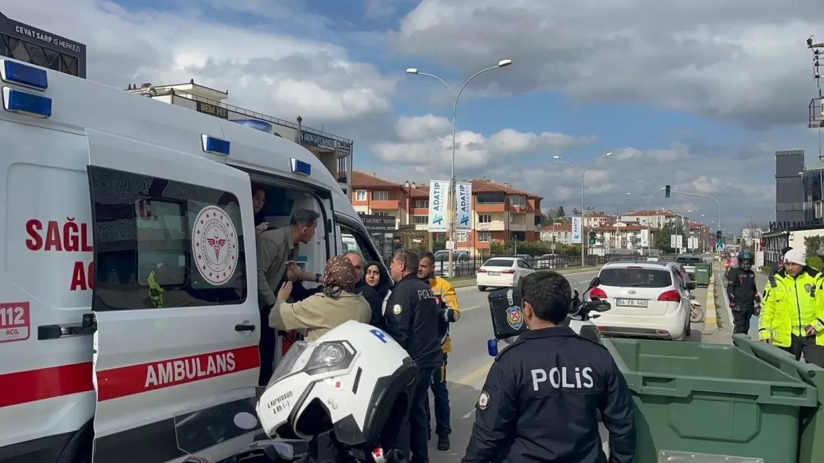 Serdivan\'da Trafik Kavgası: 2 Yaralı