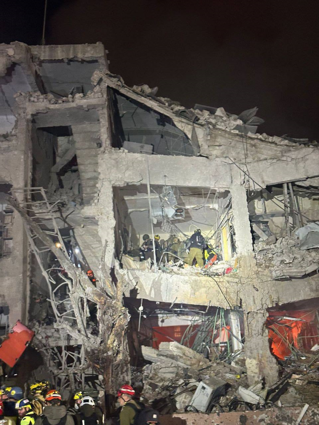 Trump yine tehditler savurdu: Büyük dalga henüz gelmedi