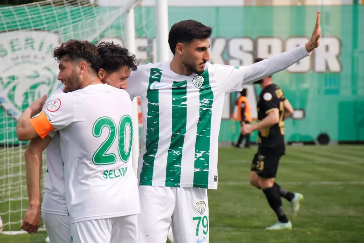 Kümede kalmaya çalışan Serikspor\'a bir darbe de FIFA\'dan