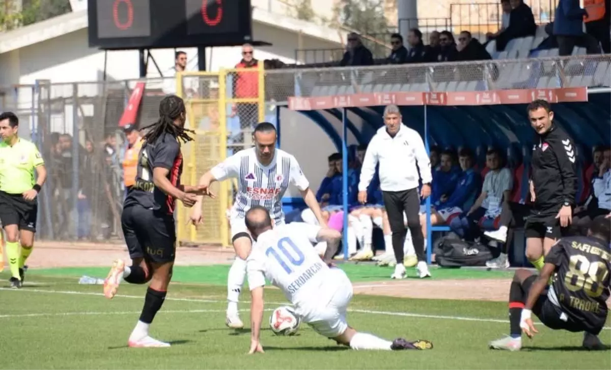 Fatih Karagümrük Fethiyespor\'u Mağlup Etti