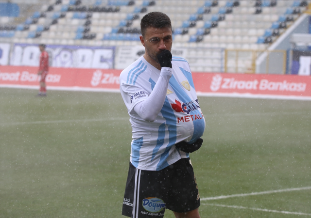 6 gollü düelloda kazanan Erzurumspor