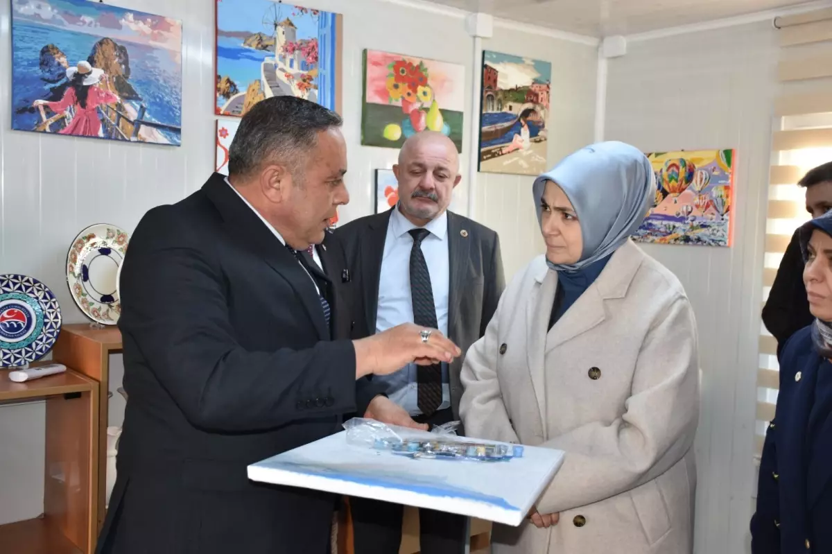 Aile Bağımlılıkla Mücadelede Temel Destek Olmalı