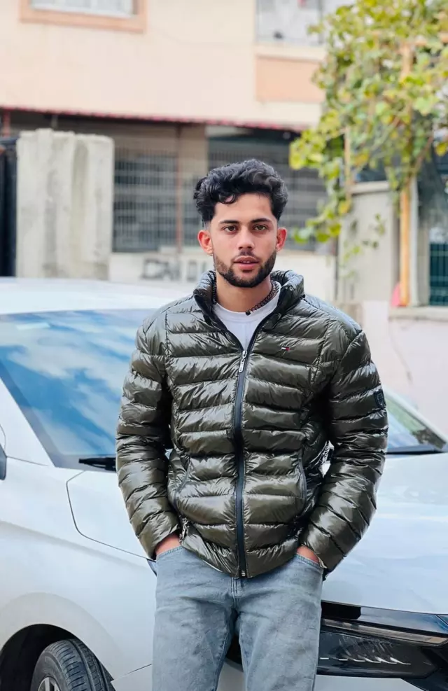 Apartmanda çıkan yangında mahsur kalan baba ve bebeğini inşaat işçisi kurtardı Apartmanda çıkan yangında mahsur kalan baba ve bebeğini inşaat işçisi kurtardı