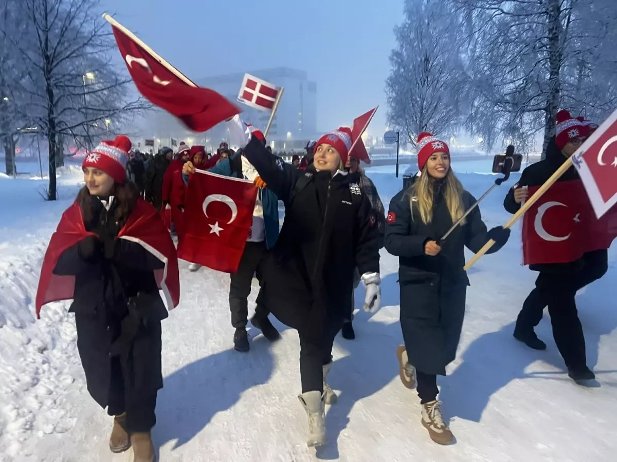 Bengisu Avcı, Buz Yüzmede Dünya Rekoru Kırdı