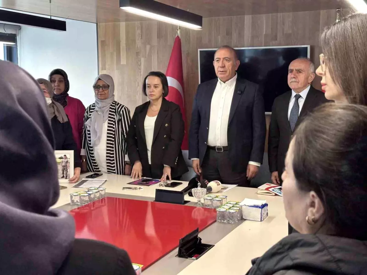 Gürsel Tekin: Uyuşturucu Sorunu Korkutucu!