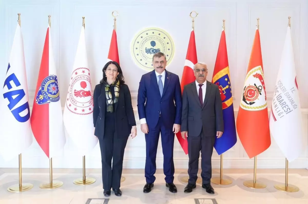 DEM Parti İmralı heyetinden bakanlar Çiftçi ve Gürlek\'e ziyaret