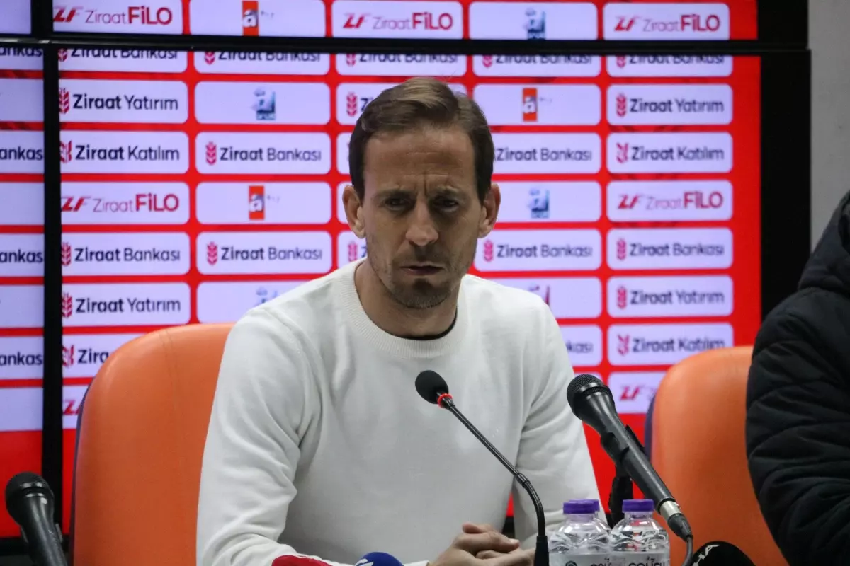 Galatasaray, Alanyaspor\'u 2-1 Yenerek İlerledi