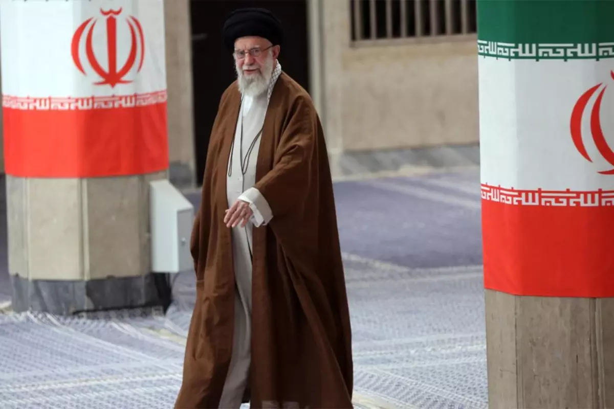 Hamaney\'in naaşı Tahran\'da halkın ziyaretine açılacak