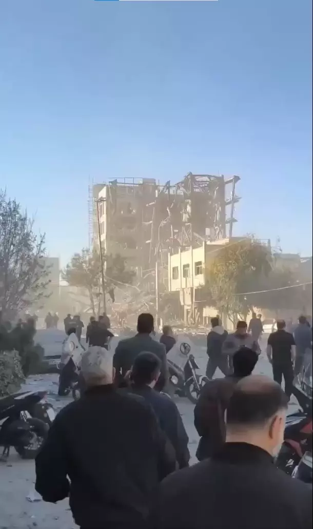 İran'dan İsrail'e yeni saldırı dalgası