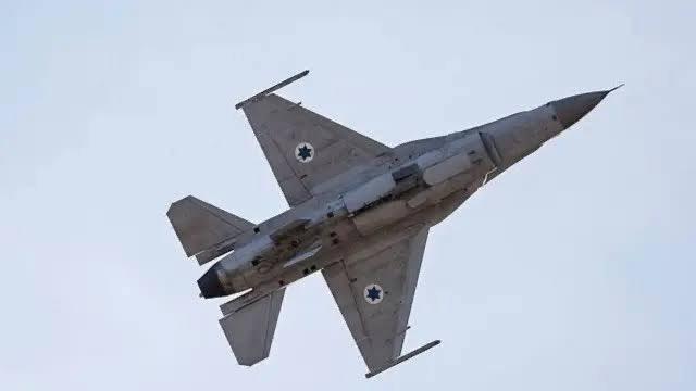 İsrail, Tahran'ın doğusuna saldırıyor! Şiddetli patlama oldu