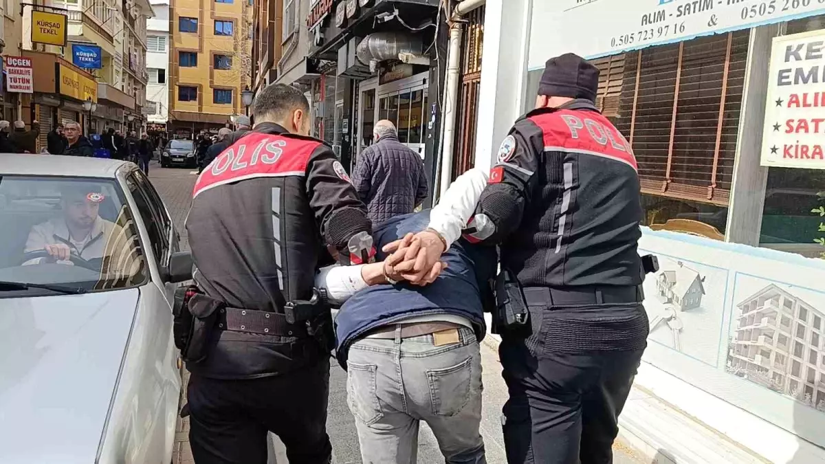 Kırşehir\'de Silahlı Saldırı: 2 Yaralı, 1 Tutuklama