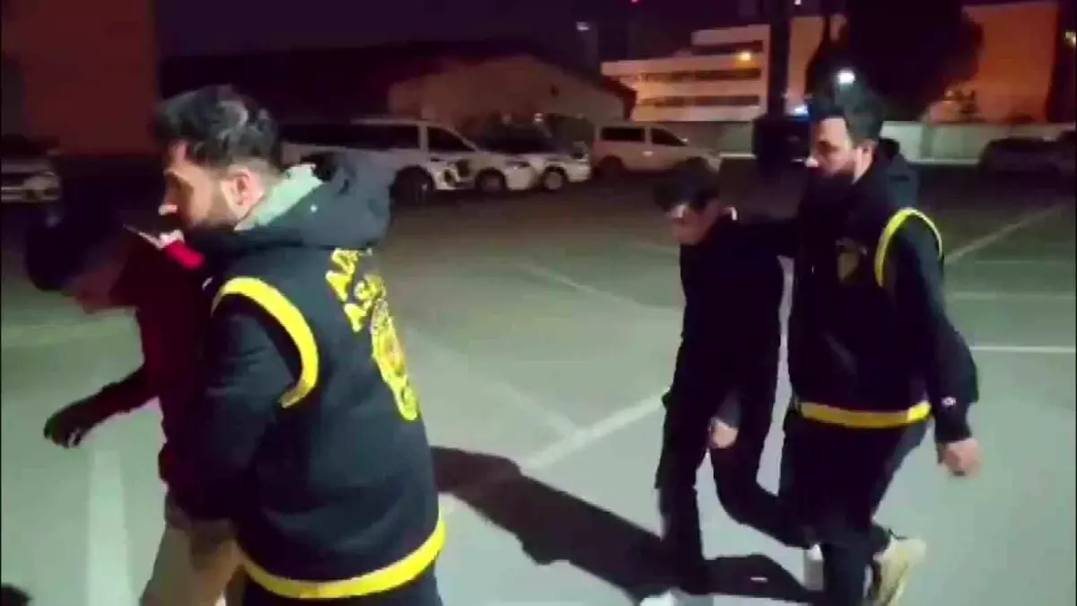 Adana\'da 15 yaşındaki çocuklardan cinayet