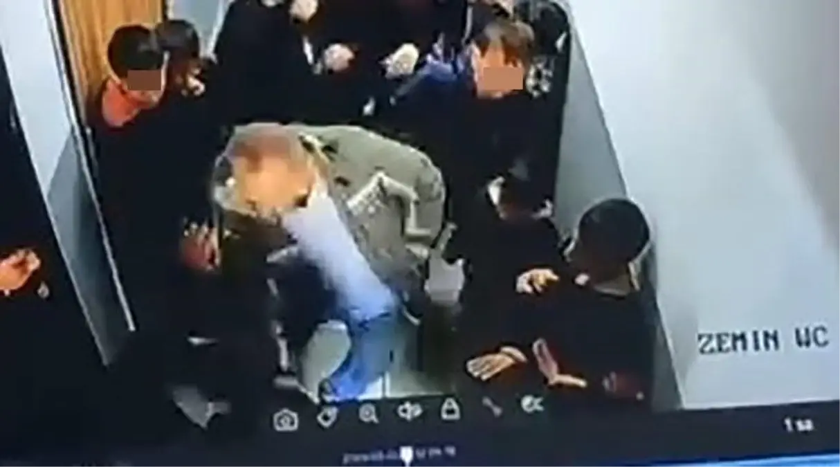 Okulda Şiddet: Veli Öğrenciyi Darp Etti