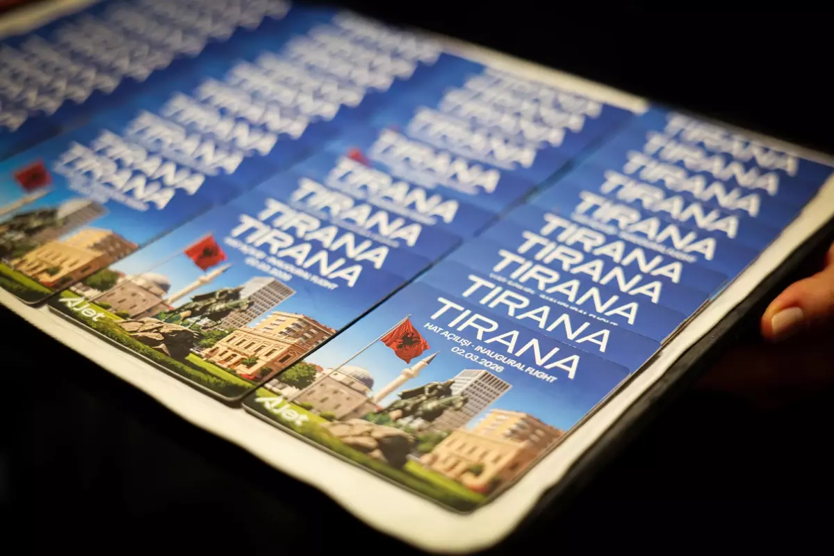 AJet Tiran\'a Uçuş Seferlerini Başlattı