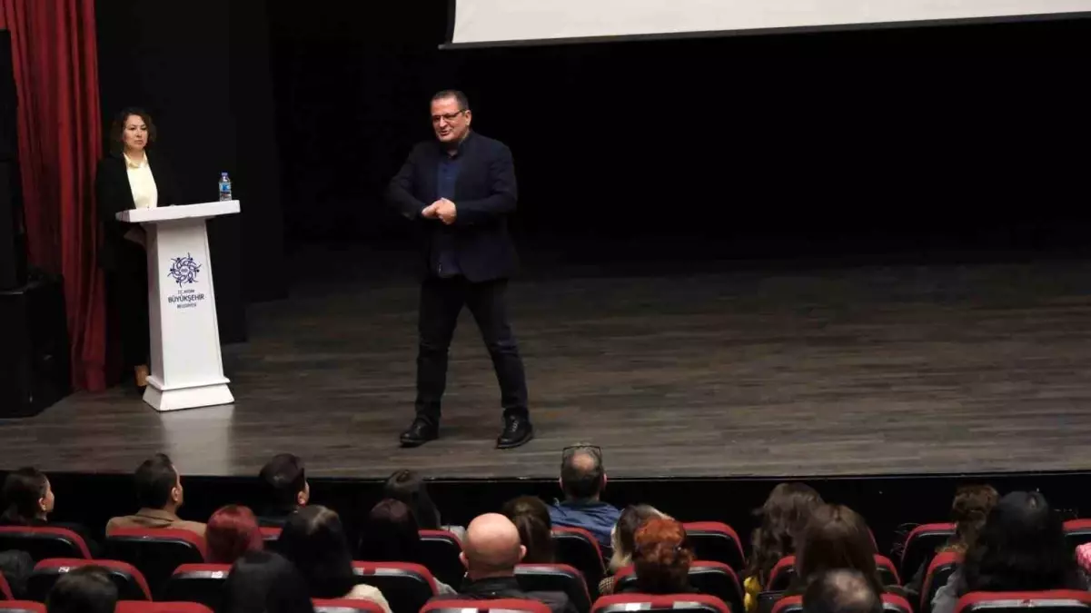 Aydın Büyükşehir Belediyesi\'nin Disleksi Merkezi öğrencilerin eğitim hayatına destek olmayı sürdürüyor