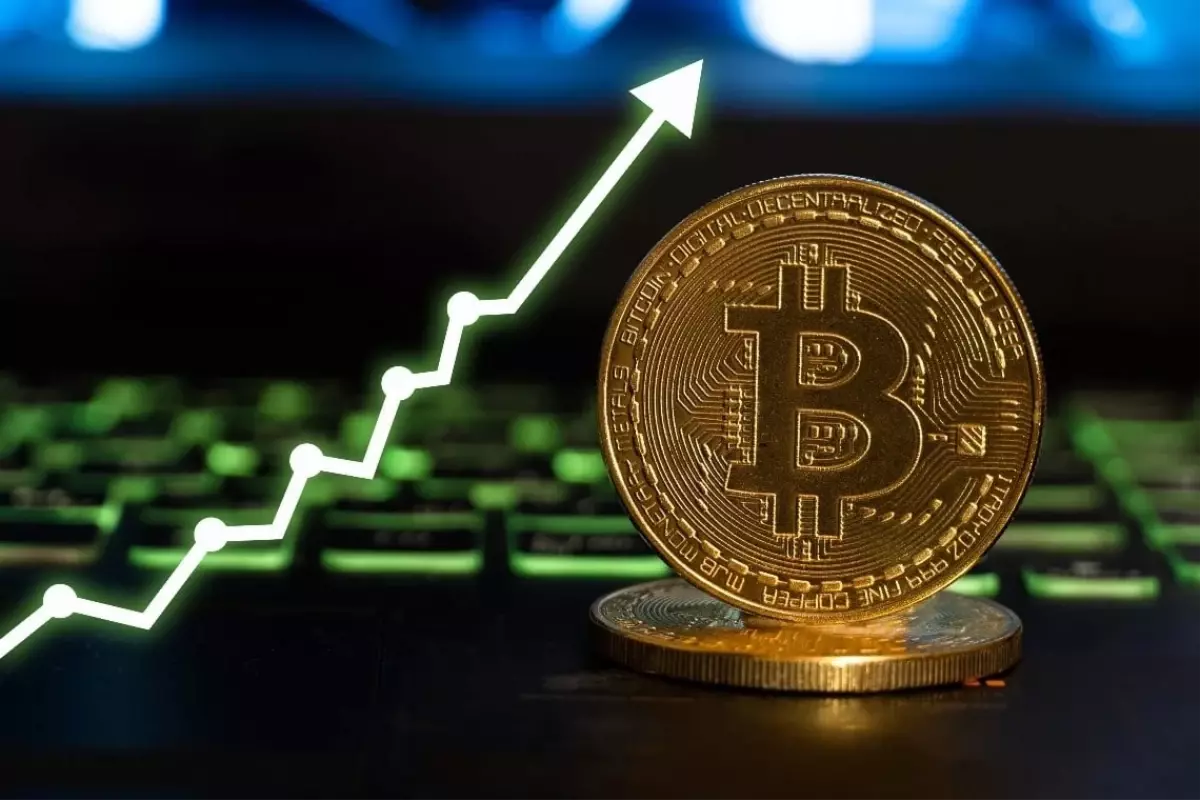 Bitcoin 74 bin doları aştı kripto para piyasası ve şirket hisseleri değer kazandı