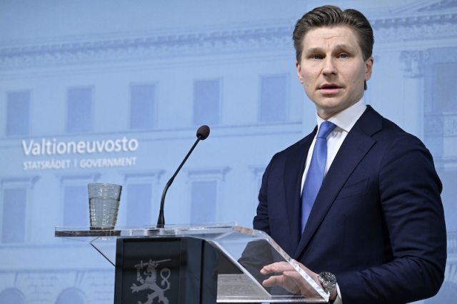 Finlandiya, nükleer silah ithalatına izin vermeye hazırlanıyor