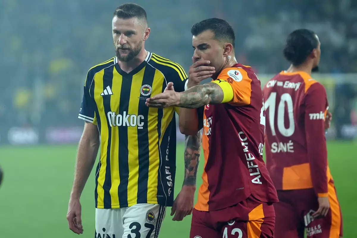 Galatasaray ve Fenerbahçe, bir hafta içinde iki kez birbirlerine rakip olabilir