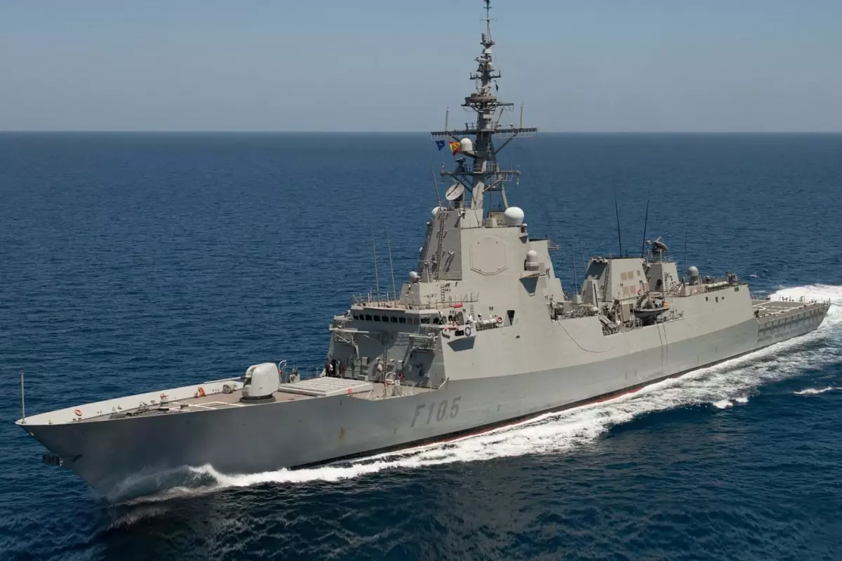 ABD\'ye resti çeken İspanya da İran\'a karşı fırkateyn yolladı