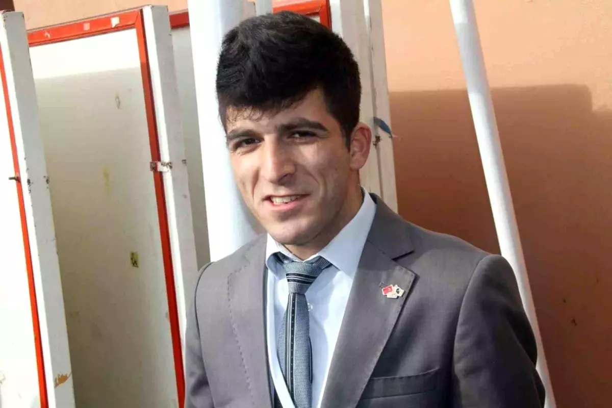 İzmir\'de Kiracı Oğlunu Vuran Ev Sahibi Tutuklandı