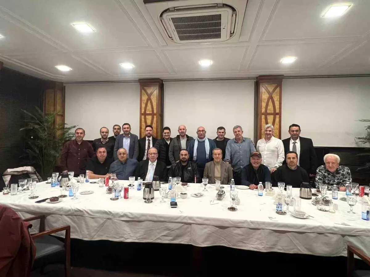 Necati Demirkol\'un Geleneksel İftarı