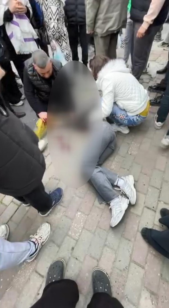 Okul önünde dehşet! Başından vurup kaçtı