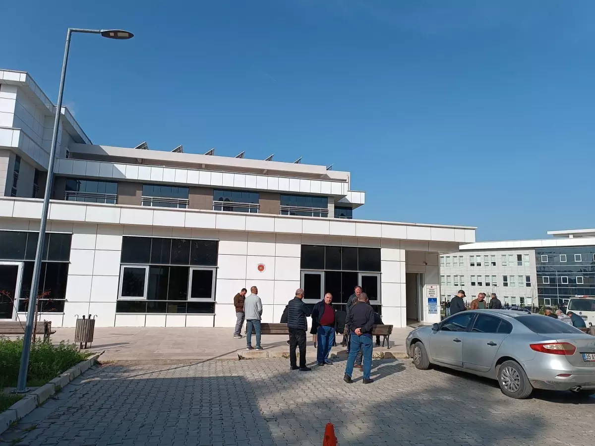 İzmir\'de Kiracı-Kira Tartışması Kanlı Bitti