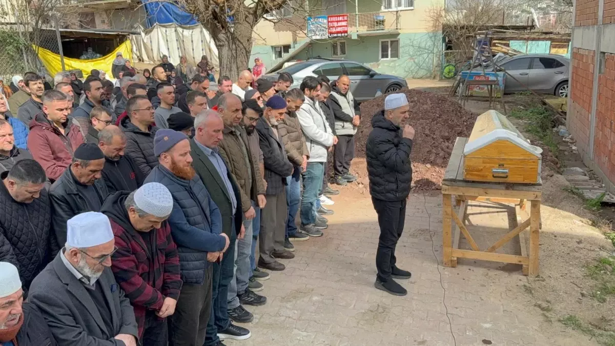 Yalnız yaşayan engelli Cahit Tanıl yangında hayatını kaybetti