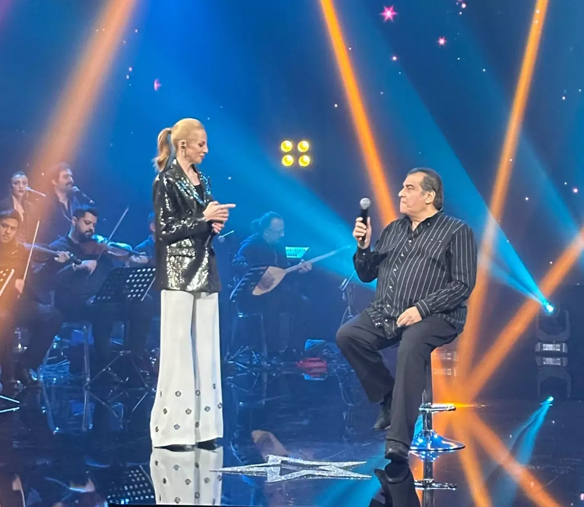 Züleyha Ortak, Usta Sanatçı Ömer Danış\'ı programında ağırladı