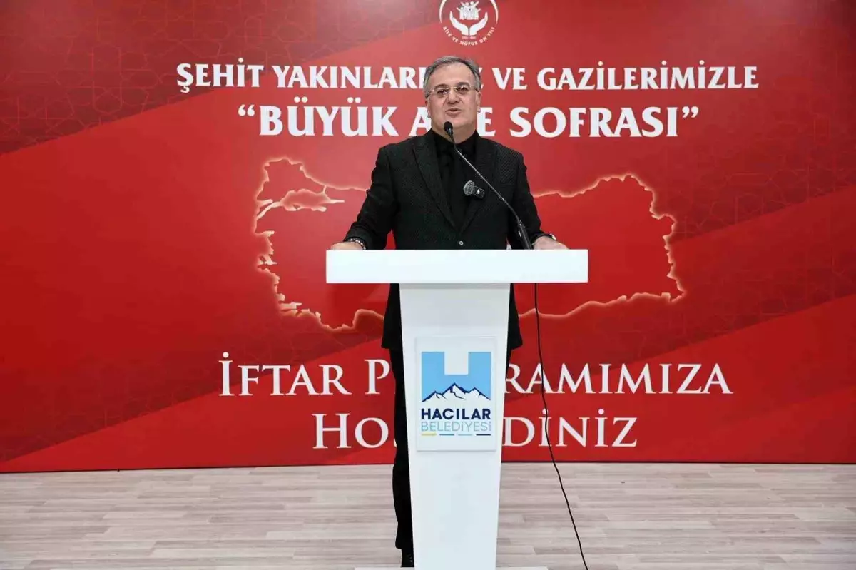 Hacılar\'da Şehit Aileleri ve Gaziler İçin İftar Programı