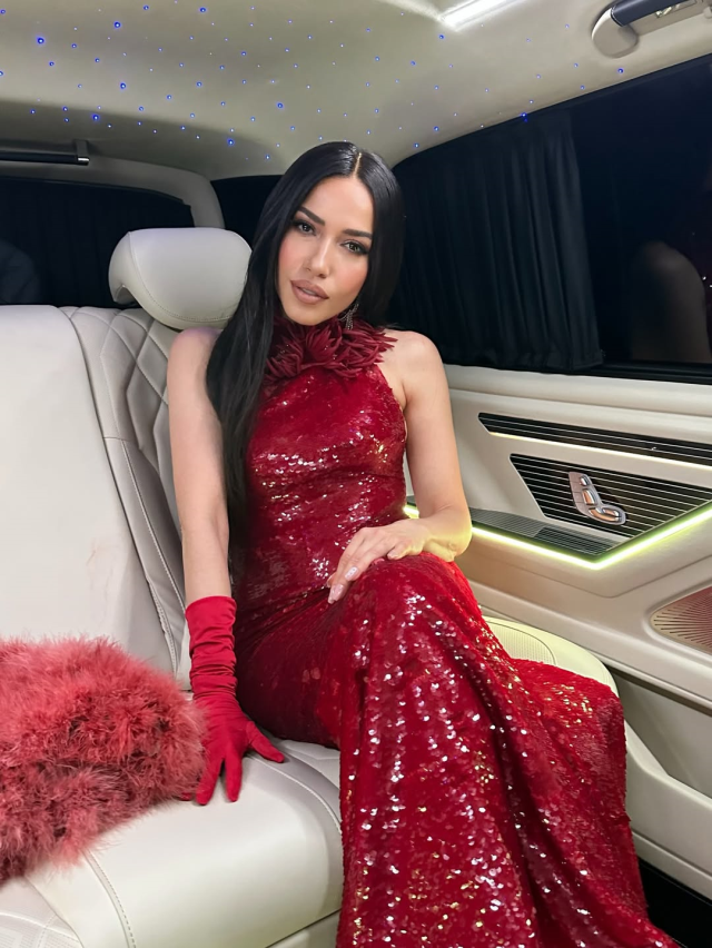 Burcu Güneş, Demet Akalın'ı destekleyenlere verdi veriştirdi: Adımı anarken besmele çek