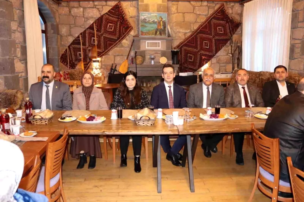 Çıldır\'da şehit yakınları ve gaziler iftar sofrasında buluştu