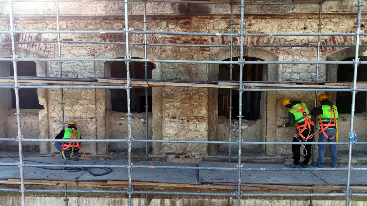 Edirne\'de Tarihi Kışla Restorasyonu