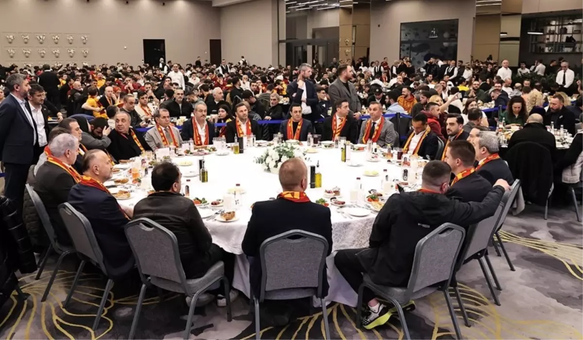 Galatasaray İftarında Birlik Mesajları