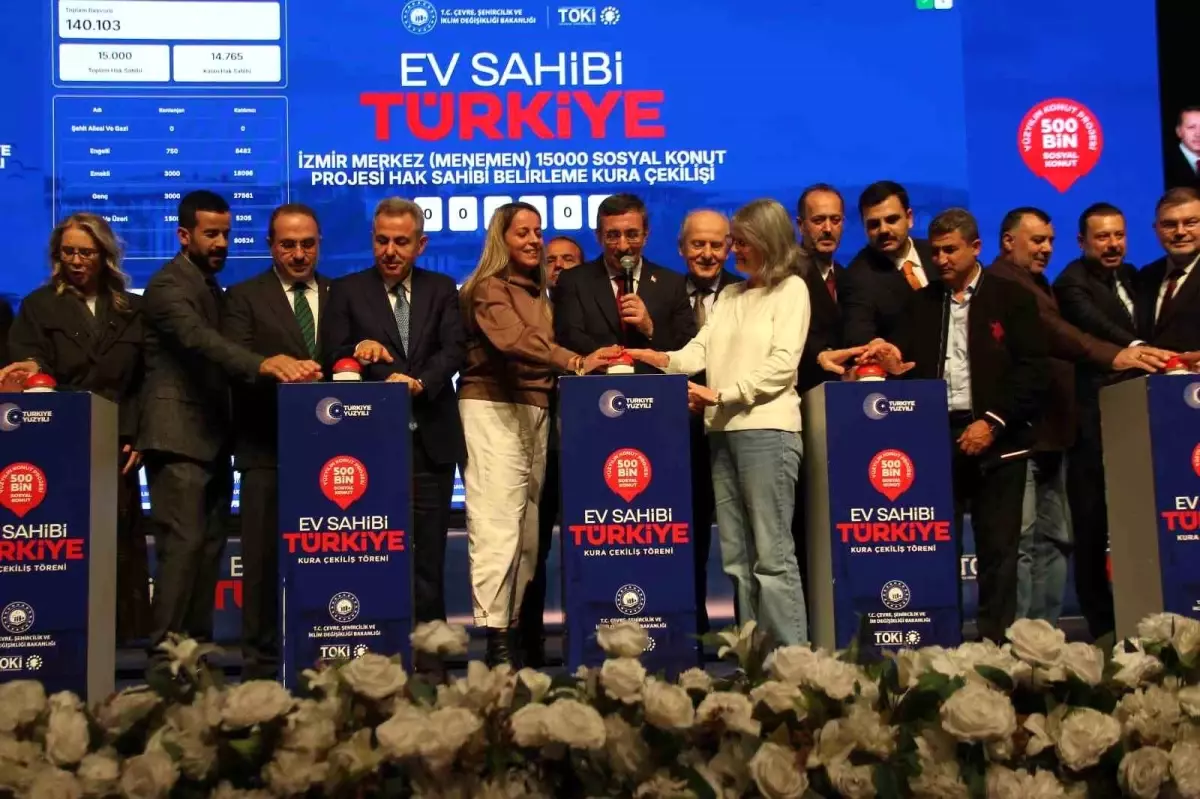 İzmir\'de 21 Bin 20 Sosyal Konut Kura Çekimi Yapıldı