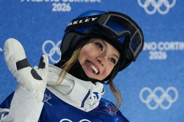 Kış Olimpiyatlarına damga vuran Eileen Gu bakın nerede görüldü