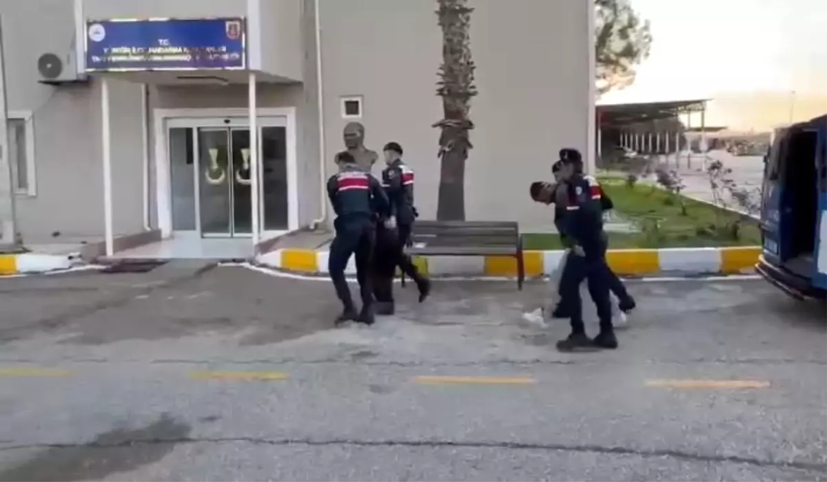 Adana\'da Kur\'an Kursuna Hırsızlık: 2 Tutuklama