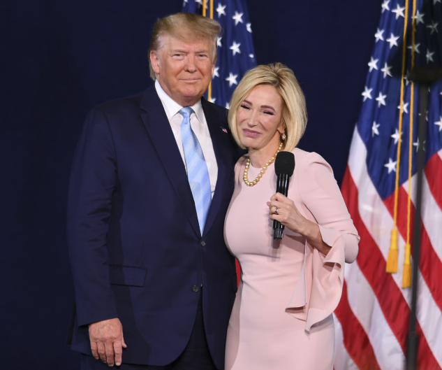 Oval Ofis'teki duada merak konusu olmuştu! Kim olduğu ortaya çıktı