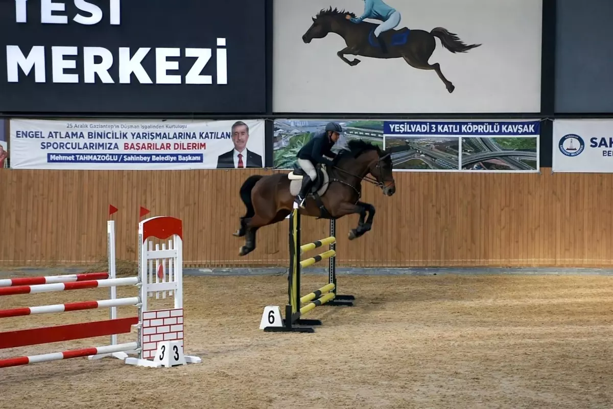 Şahinbey\'de engel atlama heyecanı