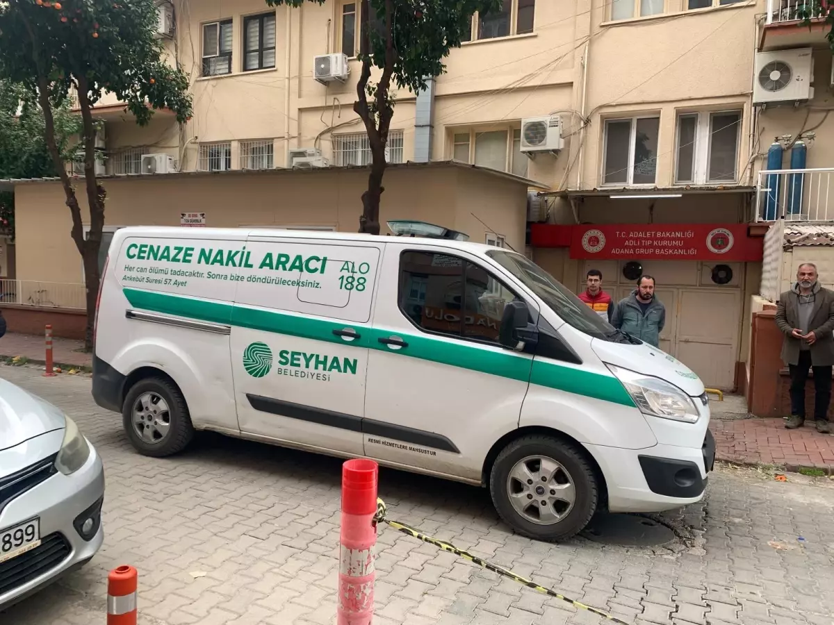 Adana\'da Eşini Boğarak Öldürdü