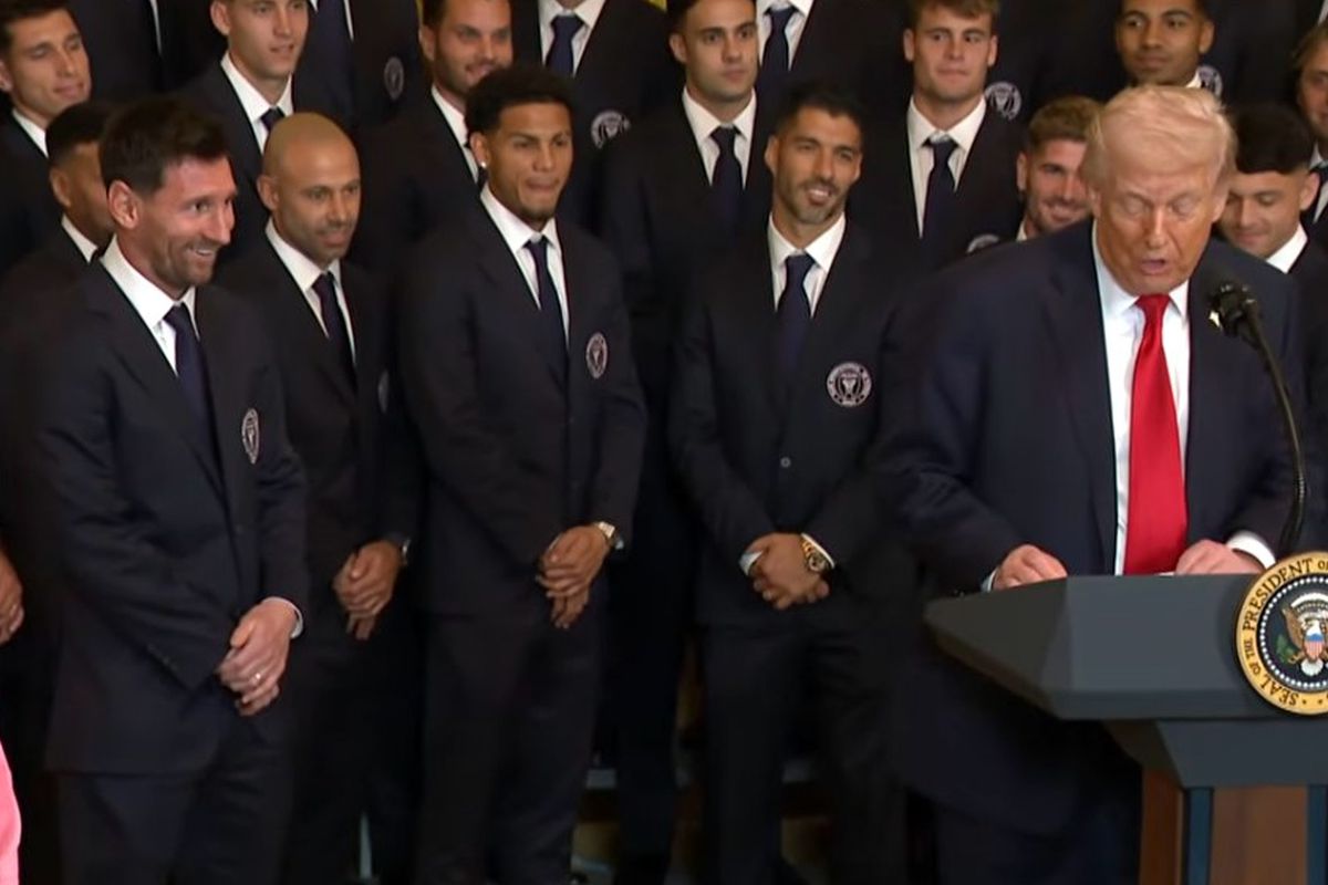 Trump, İran\'ı nasıl katlettiğini Messi\'nin yanında anlattı