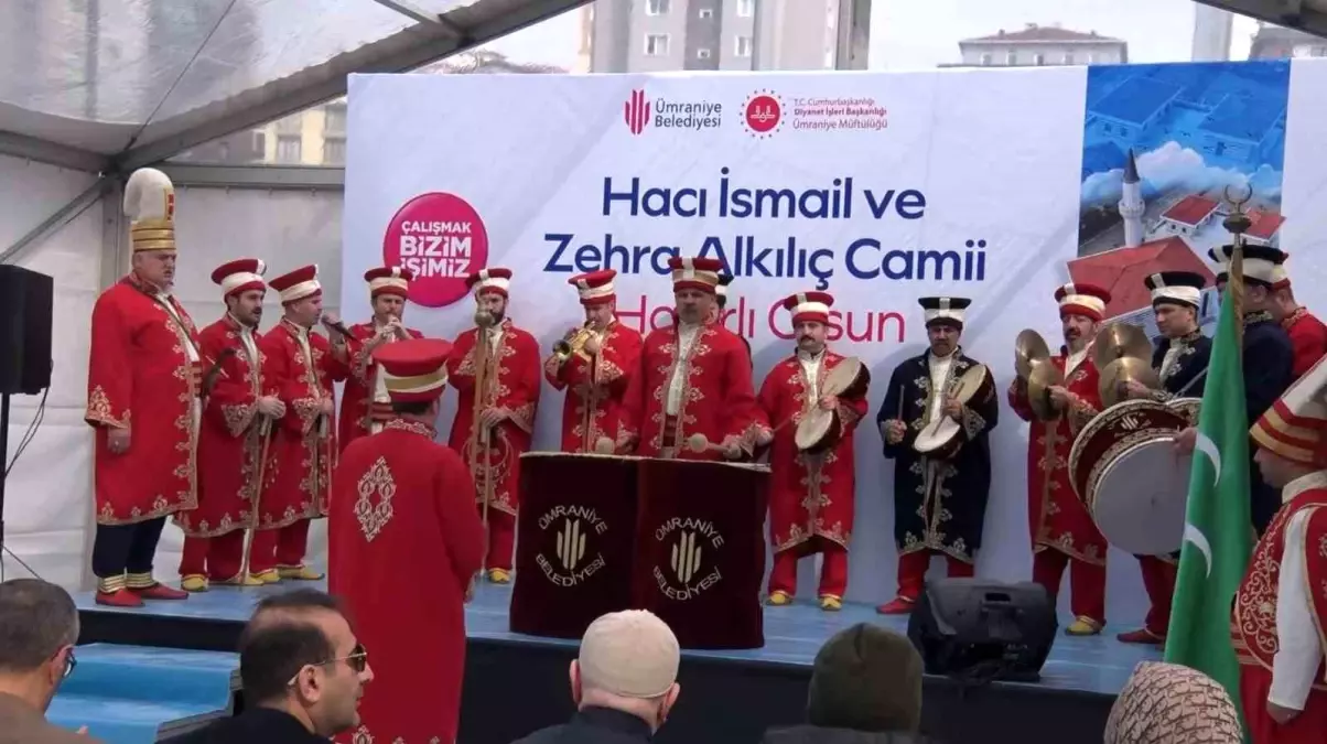 Ümraniye\'de Hacı İsmail ve Zehra Alkılıç Camii dualarla ibadete açıldı